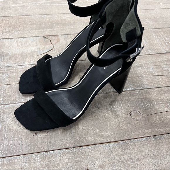 (AN-133) Rag & Bone Ellis Sandal in Black Suede - Picture 3 of 4